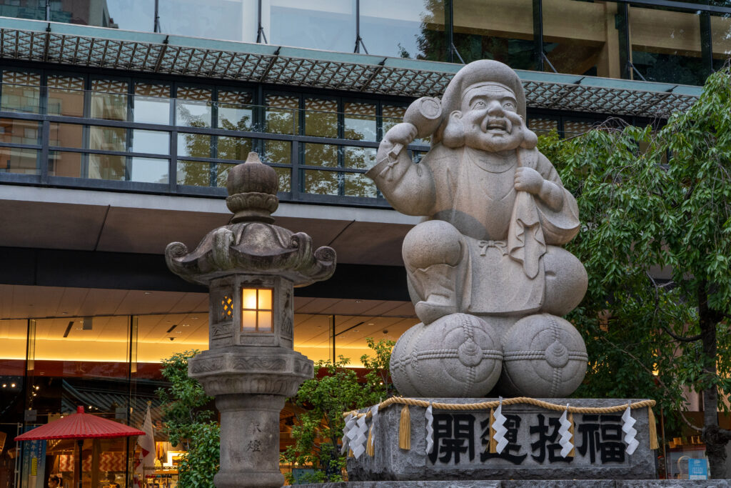 Statue of Sukunahiko-no-mikoto