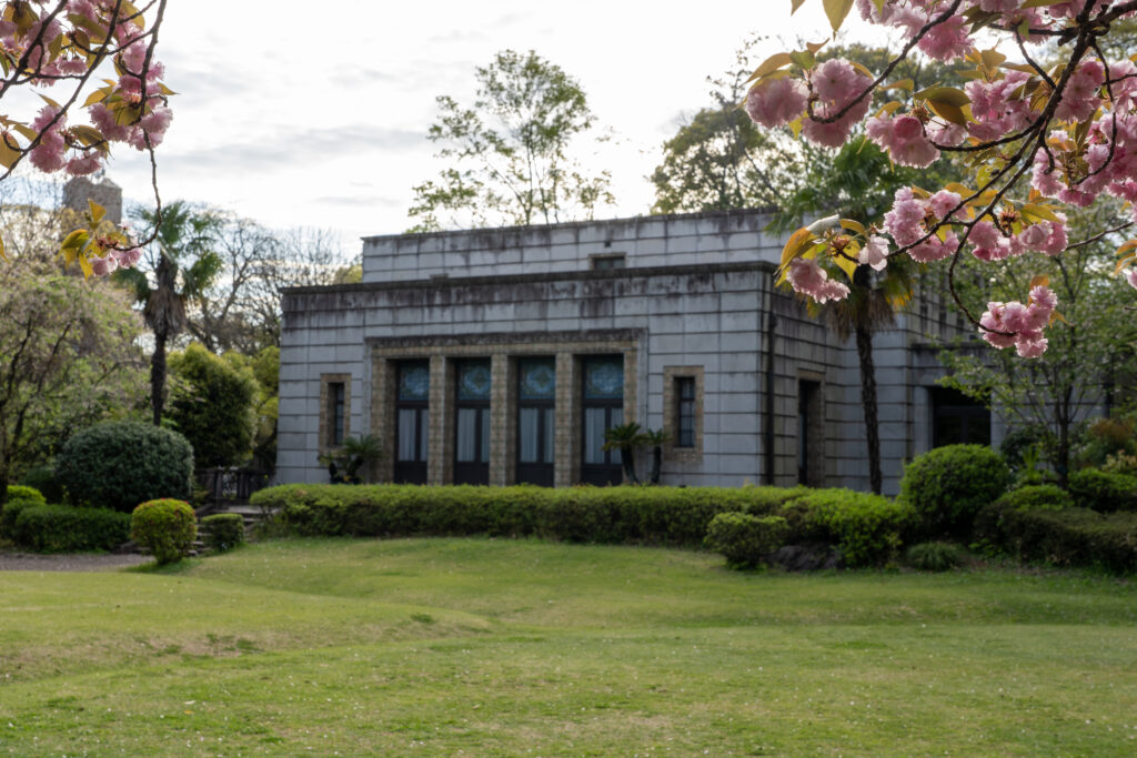 Seienbunko at Asukayama Park