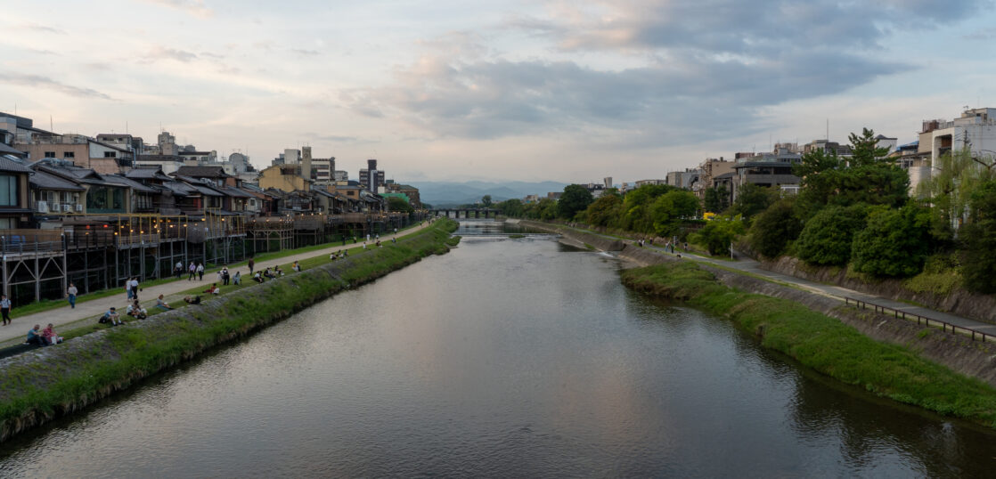 Kamogawa River and Nouryou-Yuka